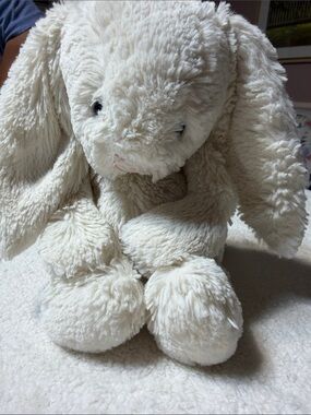 Jellycat Ivory Bashful Bunny 🐰 Super Soft